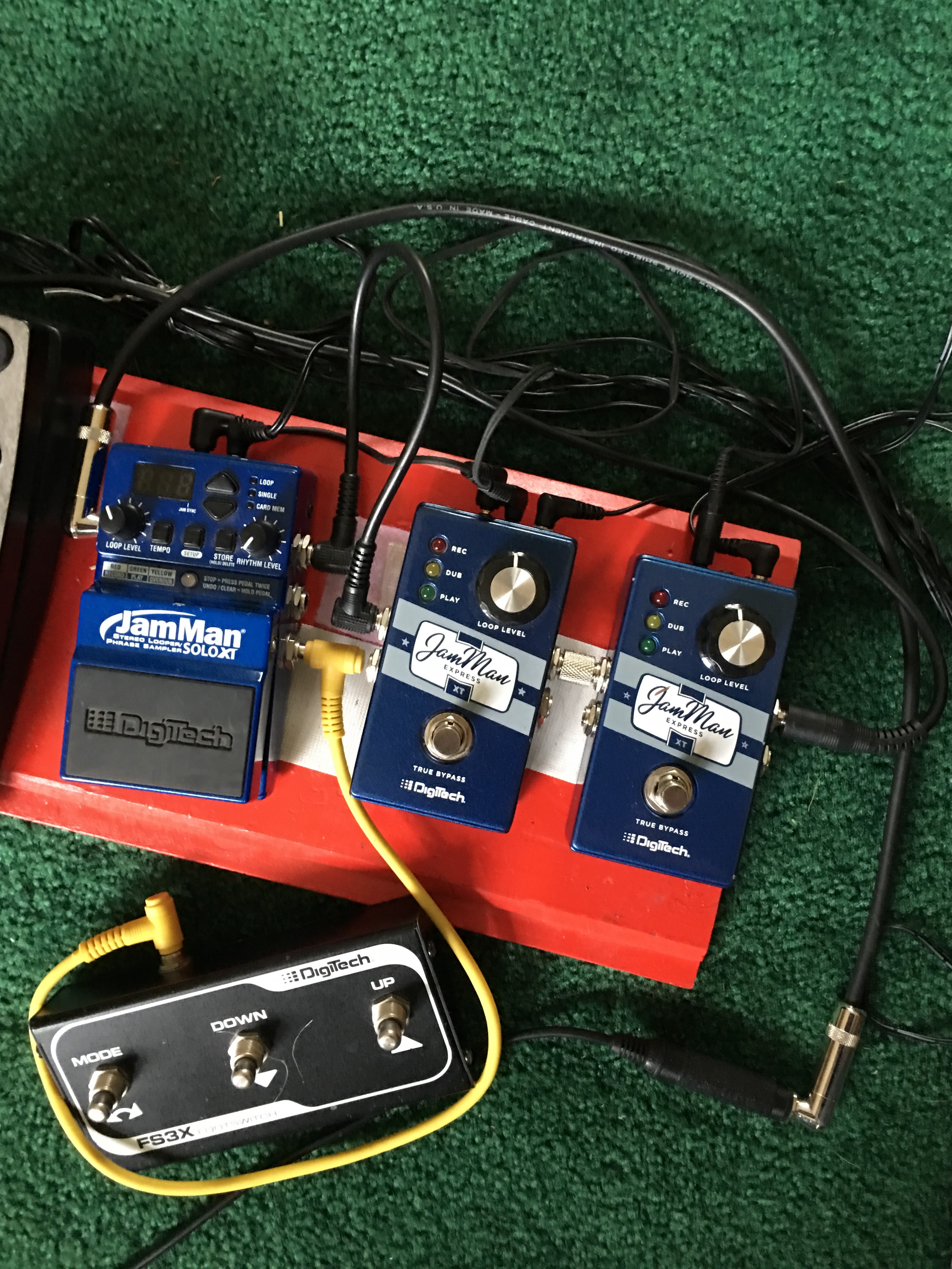 oro carga Neuropatía Multitrack looping on the cheap: JamSyncing with Digitech's XT loopers –  Hunter Harp